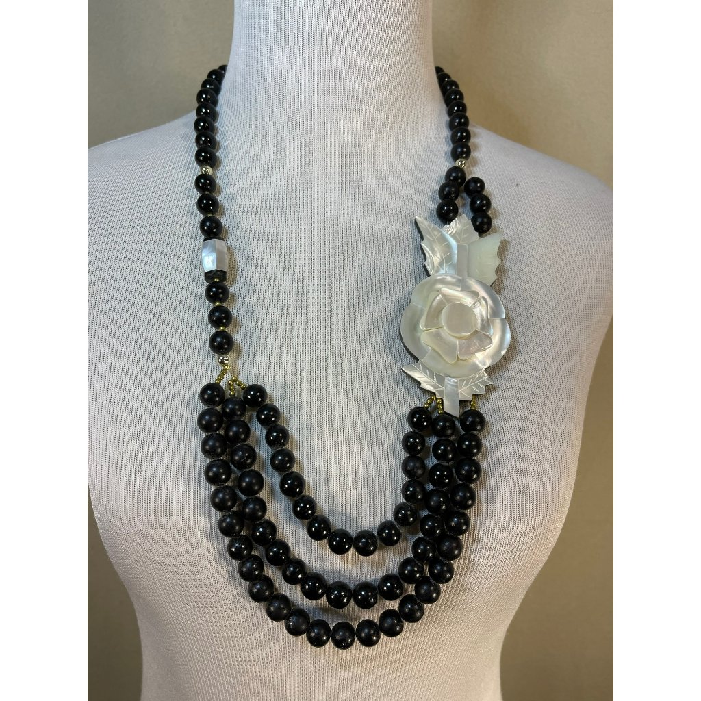 Vintage Wooden Beaded Floral Mother Of Pearl Statement Necklace 35$